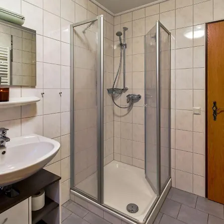 Tjalkstrasse-4 By Interhome